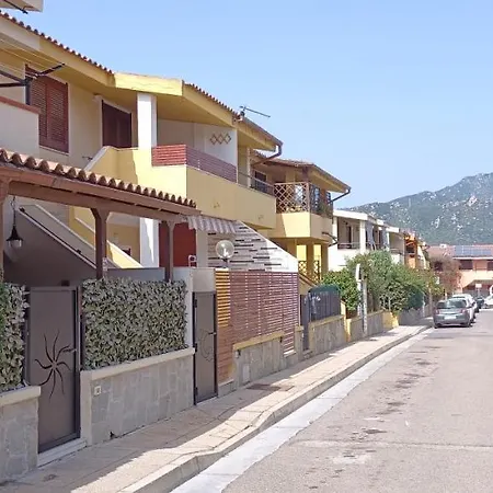 Lägenhet Sole E Luna Wi-fi Free Villasimius